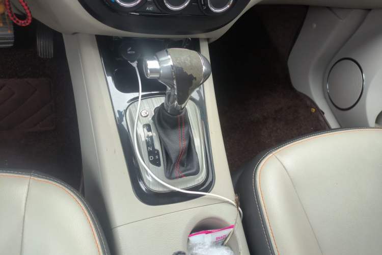 Used FORTHING Joyear XV 2015 1.6L CVT Comfort Model Gear Lever