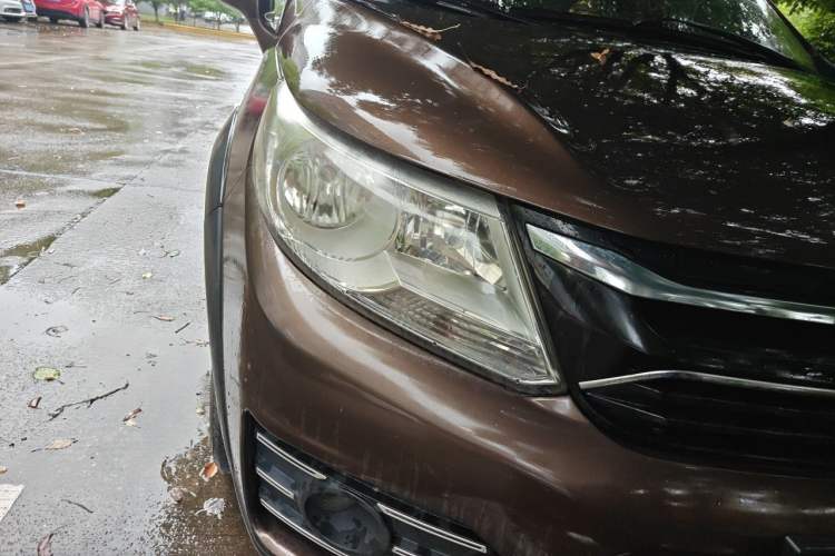 Used FORTHING Joyear XV 2015 1.6L CVT Comfort Model Right Front Headlight
