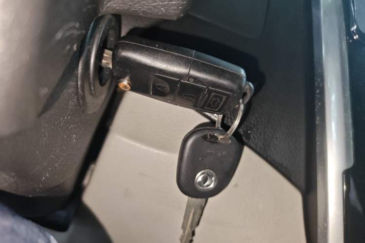Used FORTHING Joyear XV 2015 1.6L CVT Comfort Model Vehicle Key