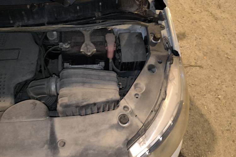 Used FORTHING Joyear XV 2015 1.6L CVT Comfort Model Engine Bay Left