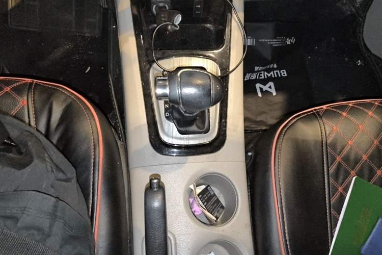 Used FORTHING Joyear XV 2015 1.6L CVT Comfort Model Gear Lever