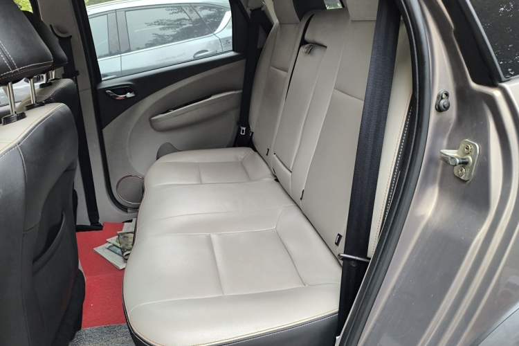 Used FORTHING Joyear XV 2015 1.6L CVT Comfort Model Left Rear Seat