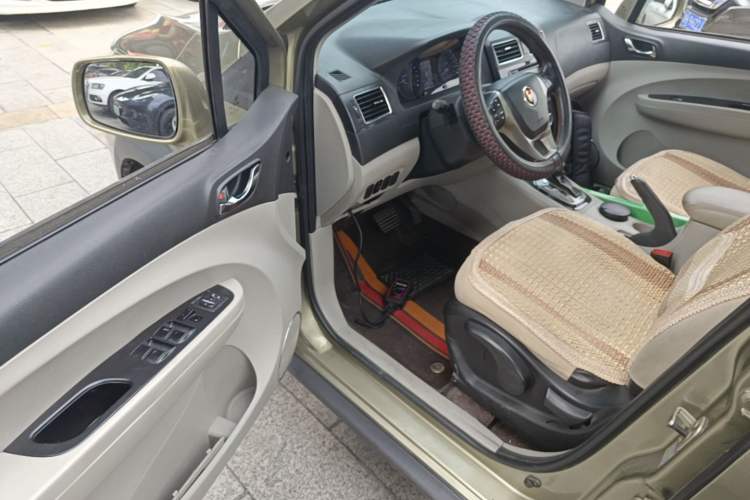 Used FORTHING Joyear XV 2015 1.6L CVT Luxury Model Driver Seat