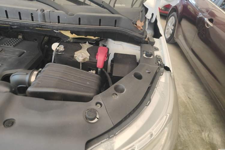 Used FORTHING Joyear XV 2015 1.6L CVT Comfort Model Engine Bay Left