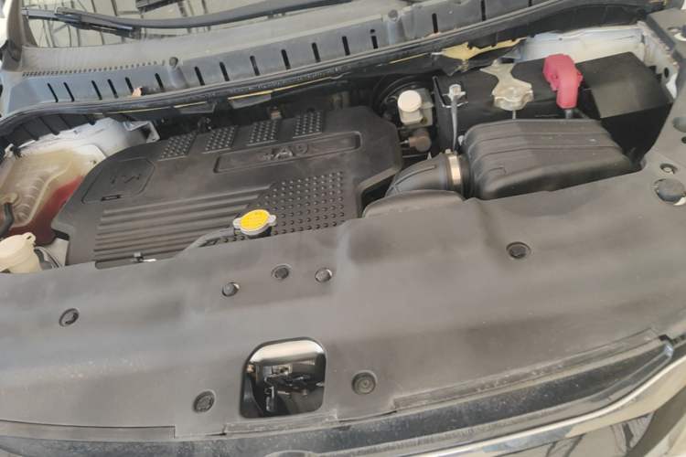 Used FORTHING Joyear XV 2015 1.6L CVT Comfort Model Engine Bay