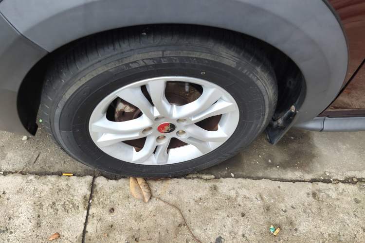 Used FORTHING Joyear XV 2015 1.6L CVT Comfort Model Exterior 7