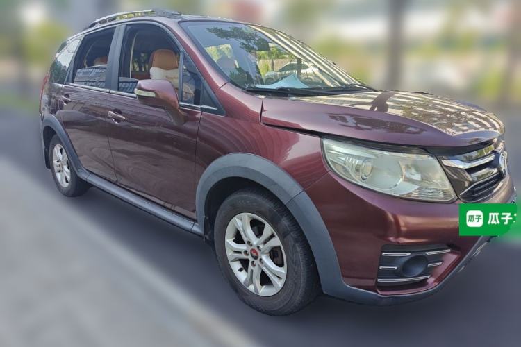Used FORTHING Joyear XV 2015 1.6L CVT Luxury Model Front Right 45 Deg
