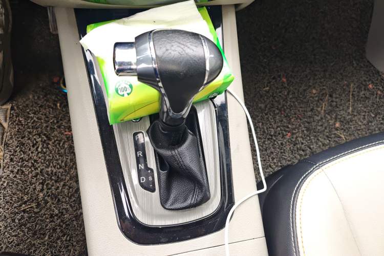 Used FORTHING Joyear XV 2015 1.6L CVT Luxury Model Gear Lever