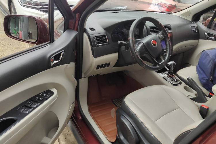 Used FORTHING Joyear XV 2015 1.6L CVT Comfort Model Interior 3