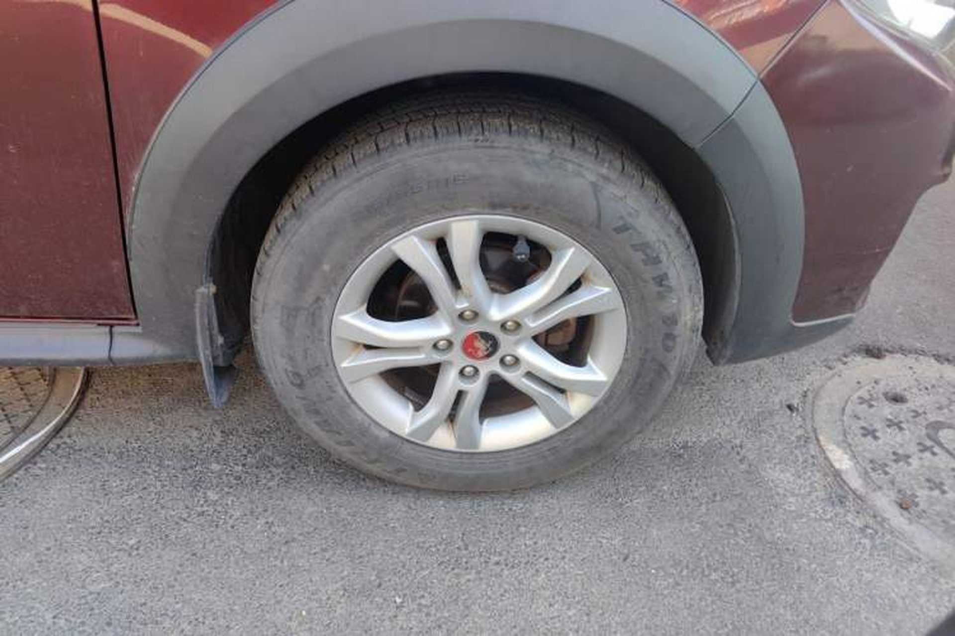 Used FORTHING Joyear XV 2015 1.6L CVT Comfort Model Right Front Wheel Hub