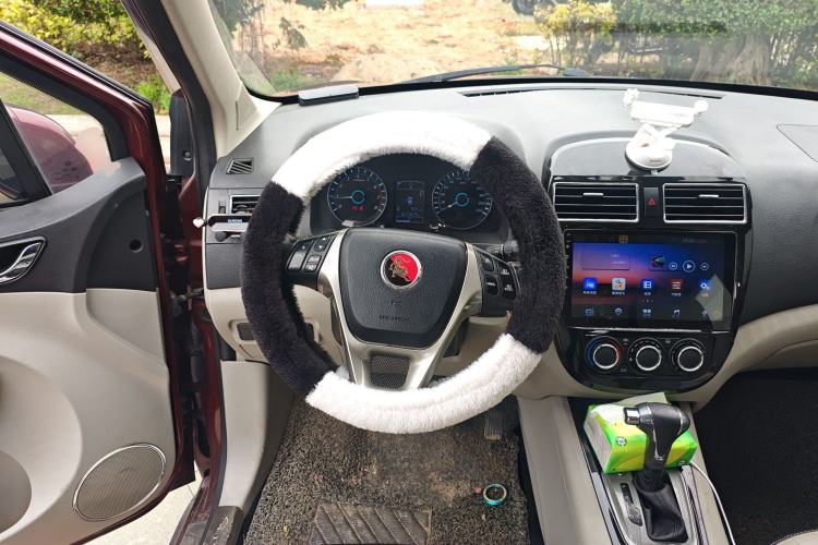 Used FORTHING Joyear XV 2015 1.6L CVT Luxury Model Steering Wheel