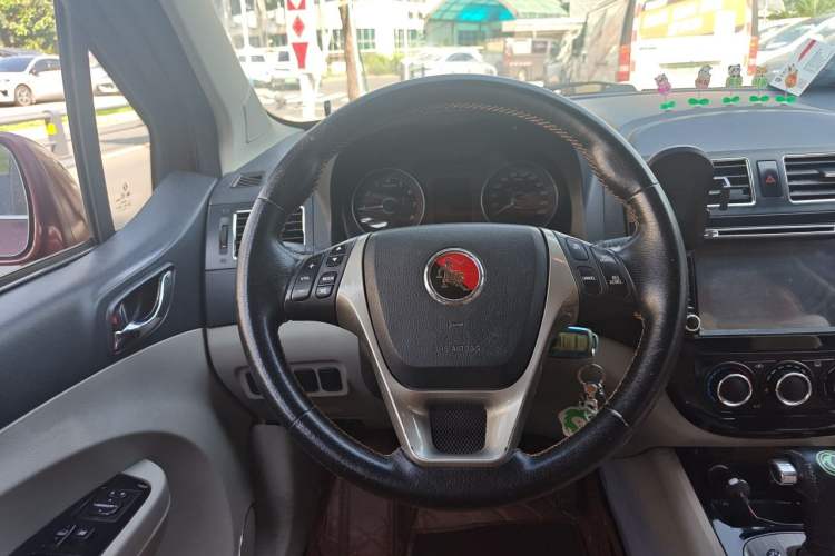 Used FORTHING Joyear XV 2015 1.6L CVT Luxury Model Steering Wheel