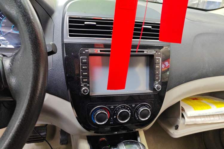 Used FORTHING Joyear XV 2015 1.6L CVT Comfort Model Audio And AC Panel