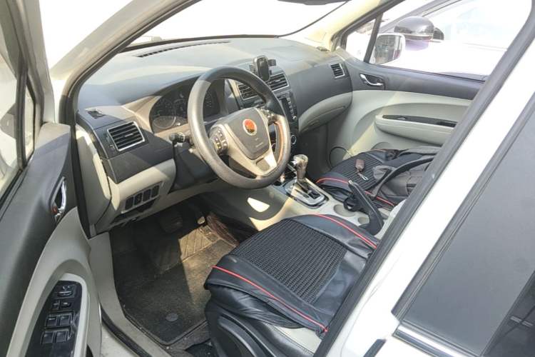 Used FORTHING Joyear XV 2015 1.6L CVT Luxury Model Driver Seat