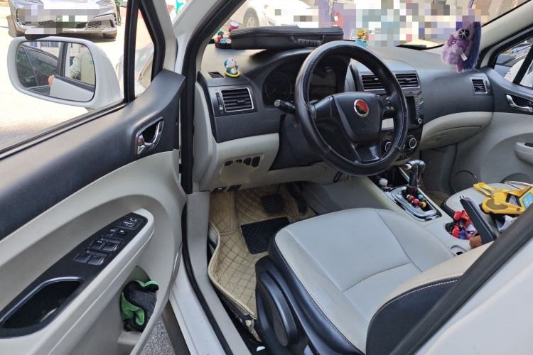 Used FORTHING Joyear XV 2015 1.6L CVT Comfort Model Driver Seat