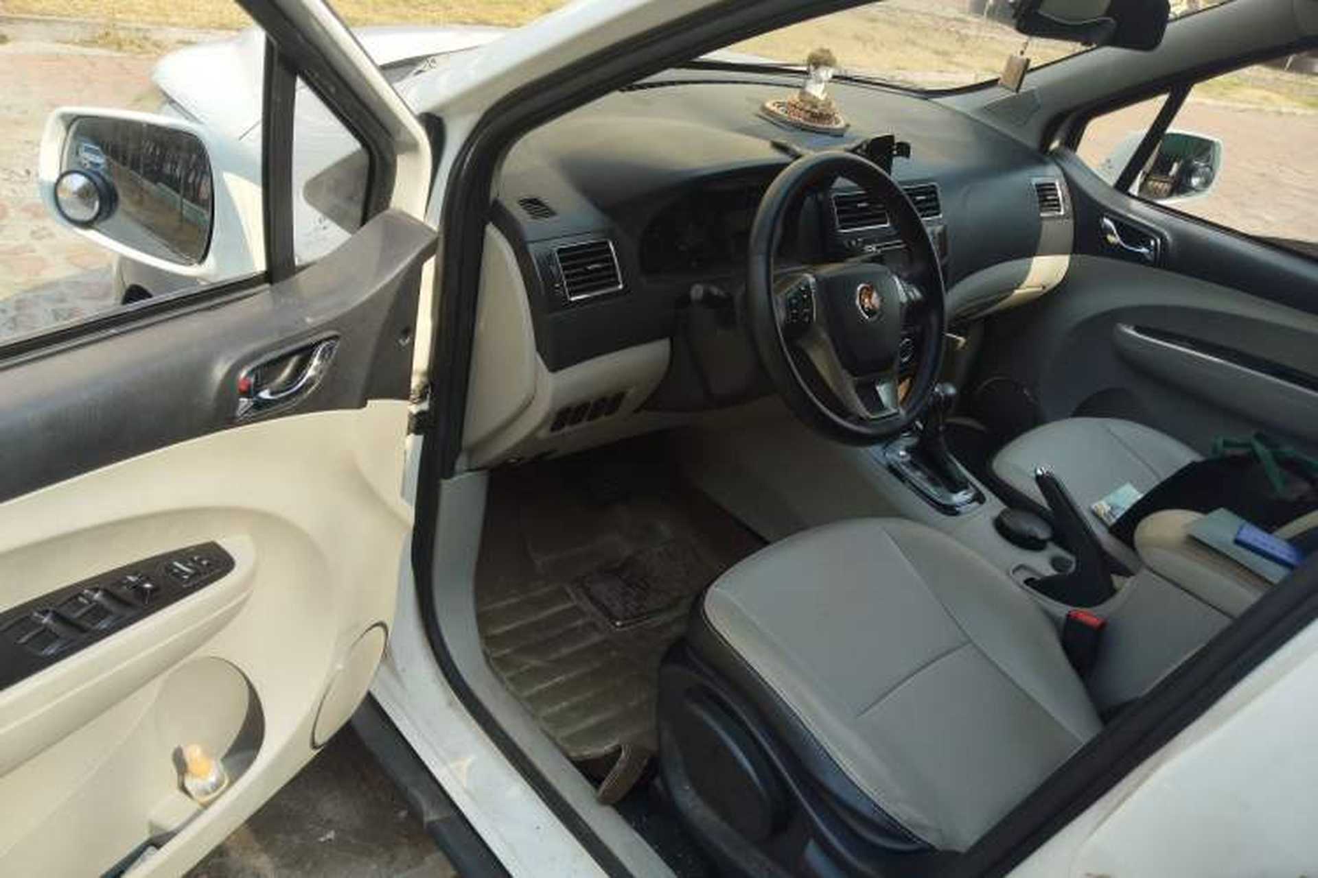 Used FORTHING Joyear XV 2015 1.6L CVT Luxury Model Driver Seat