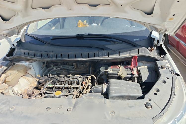 Used FORTHING Joyear XV 2015 1.6L CVT Luxury Model Engine Bay