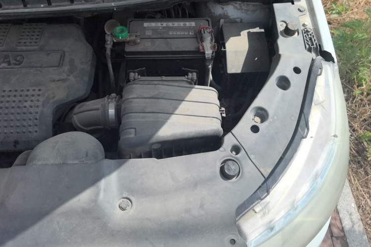 Used FORTHING Joyear XV 2015 1.6L CVT Comfort Model Engine Bay Left