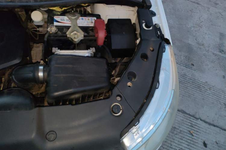 Used FORTHING Joyear XV 2015 1.6L CVT Comfort Model Engine Bay Left