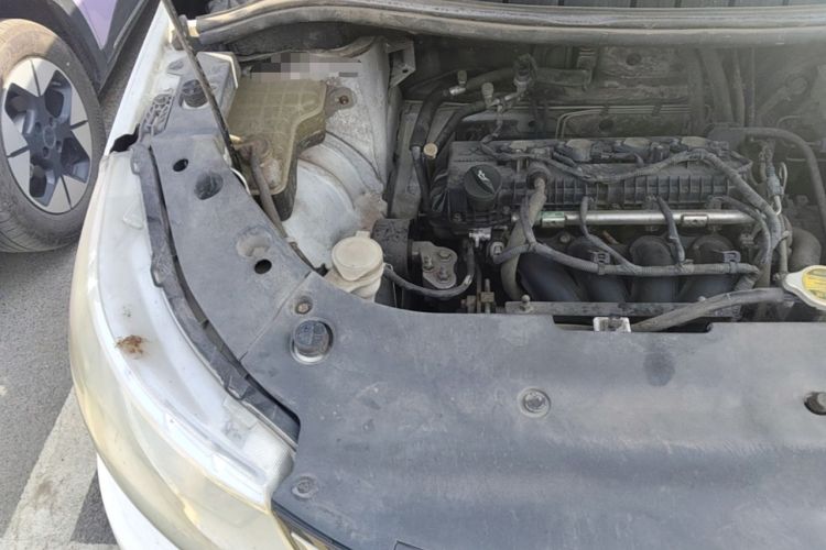 Used FORTHING Joyear XV 2015 1.6L CVT Luxury Model Engine Bay Right