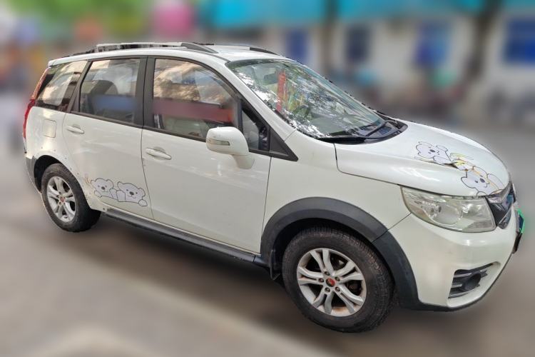Used FORTHING Joyear XV 2015 1.6L CVT Comfort Model Front Right 45 Deg