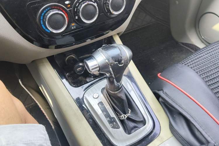 Used FORTHING Joyear XV 2015 1.6L CVT Luxury Model Gear Lever