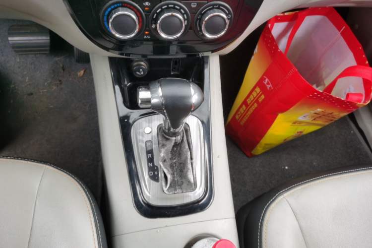 Used FORTHING Joyear XV 2015 1.6L CVT Comfort Model Gear Lever