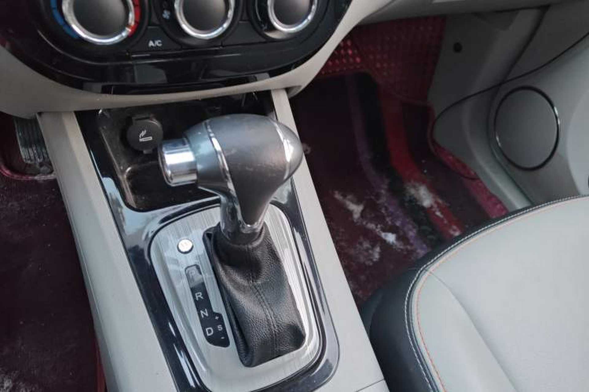 Used FORTHING Joyear XV 2015 1.6L CVT Comfort Model Gear Lever