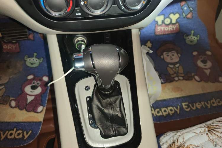 Used FORTHING Joyear XV 2015 1.6L CVT Luxury Model Gear Lever