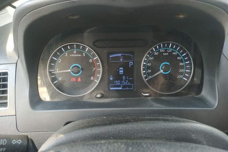 Used FORTHING Joyear XV 2015 1.6L CVT Luxury Model Instrument Cluster