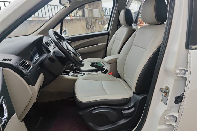 Used FORTHING Joyear XV 2015 1.6L CVT Luxury Model Left Front Seat