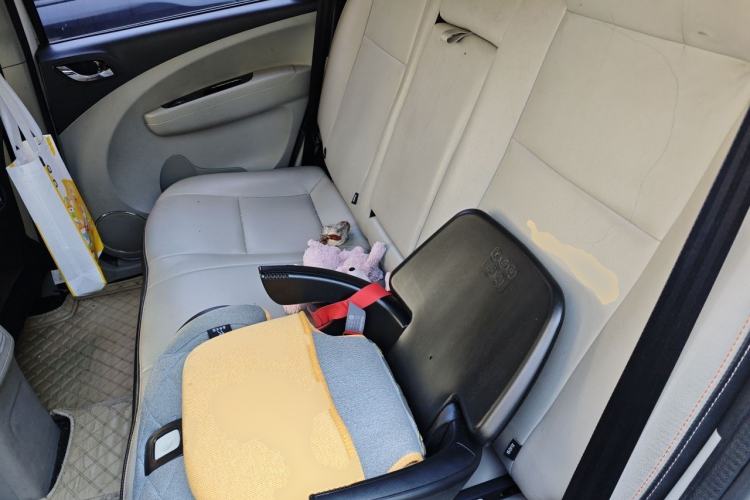 Used FORTHING Joyear XV 2015 1.6L CVT Comfort Model Left Rear Seat