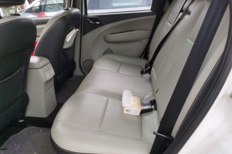 Used FORTHING Joyear XV 2015 1.6L CVT Comfort Model Left Rear Seat