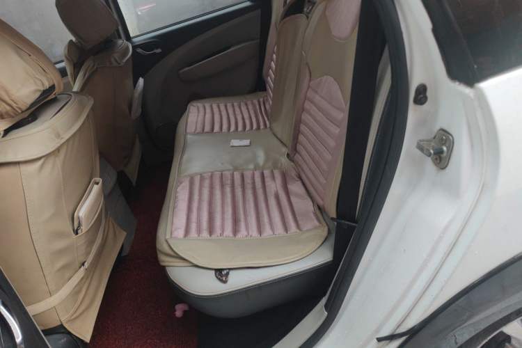 Used FORTHING Joyear XV 2015 1.6L CVT Luxury Model Left Rear Seat