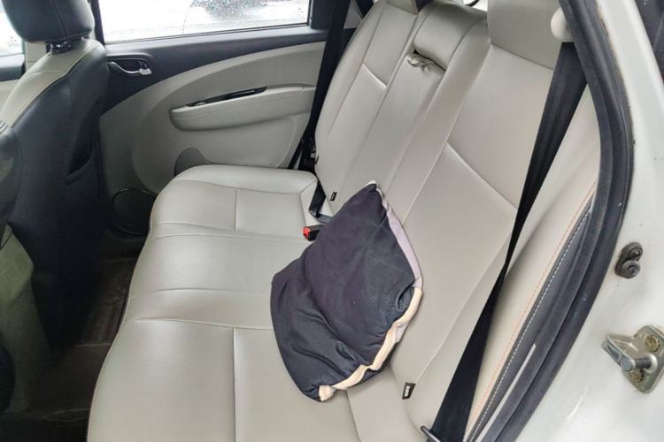 Used FORTHING Joyear XV 2015 1.6L CVT Comfort Model Left Rear Seat