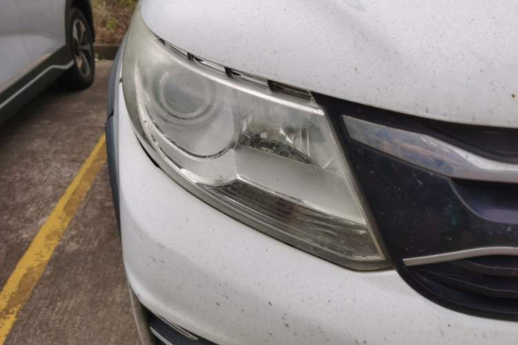 Used FORTHING Joyear XV 2015 1.6L CVT Comfort Model Right Front Headlight