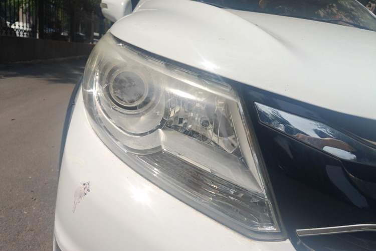 Used FORTHING Joyear XV 2015 1.6L CVT Luxury Model Right Front Headlight