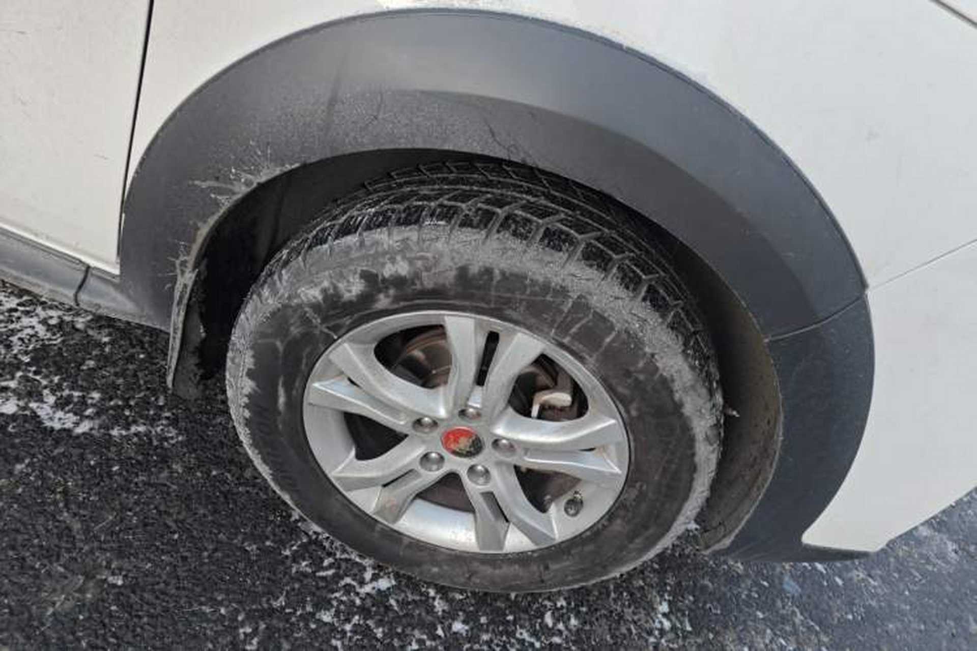 Used FORTHING Joyear XV 2015 1.6L CVT Comfort Model Right Front Wheel Hub