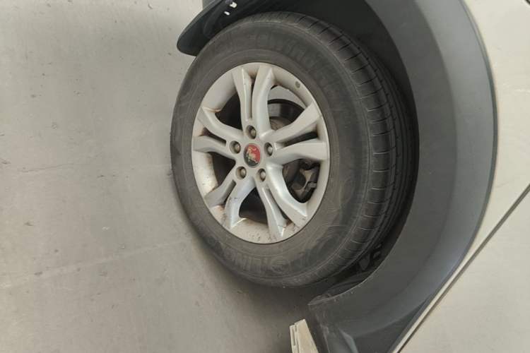 Used FORTHING Joyear XV 2015 1.6L CVT Luxury Model Right Rear Wheel Hub