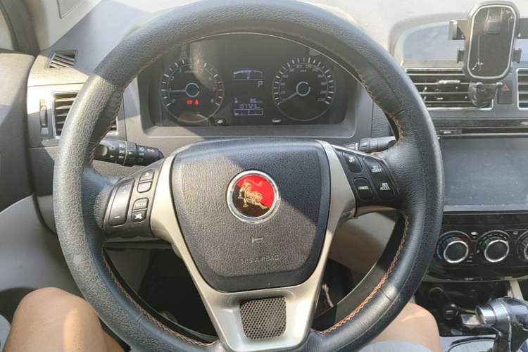 Used FORTHING Joyear XV 2015 1.6L CVT Luxury Model Steering Wheel