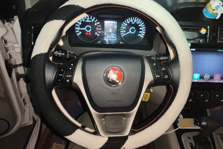 Used FORTHING Joyear XV 2015 1.6L CVT Luxury Model Steering Wheel