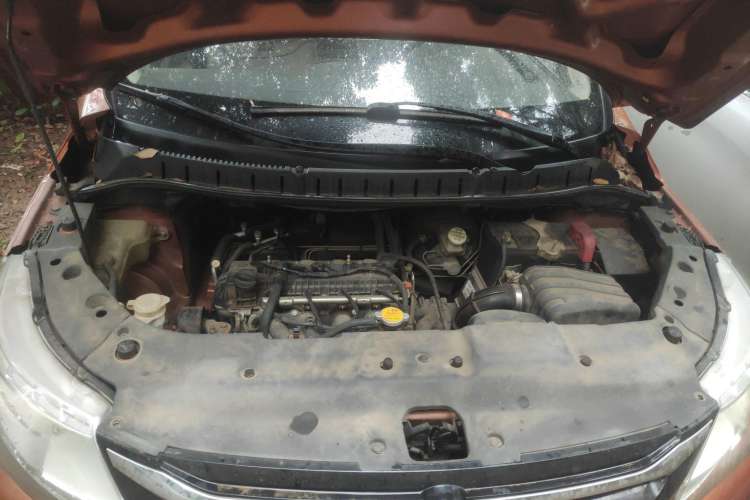 Used FORTHING Joyear XV 2015 1.6L CVT Comfort Model Engine Bay