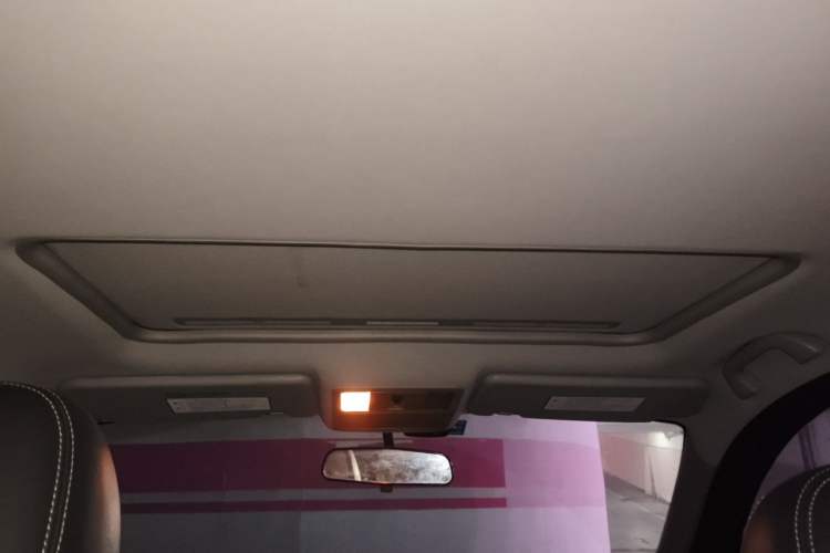 Used FORTHING Joyear XV 2015 1.6L CVT Luxury Model Headliner