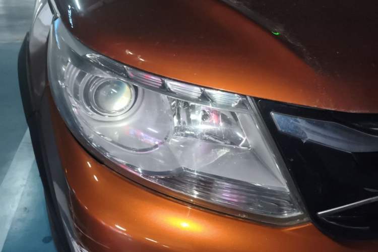 Used FORTHING Joyear XV 2015 1.6L CVT Luxury Model Right Front Headlight