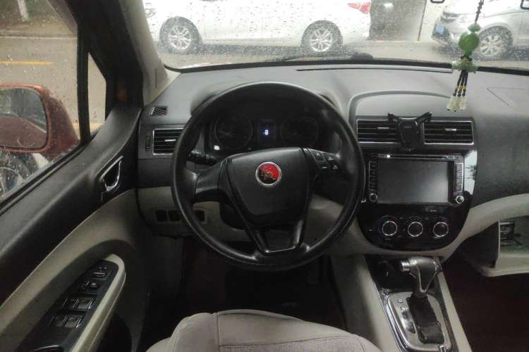 Used FORTHING Joyear XV 2015 1.6L CVT Comfort Model Steering Wheel