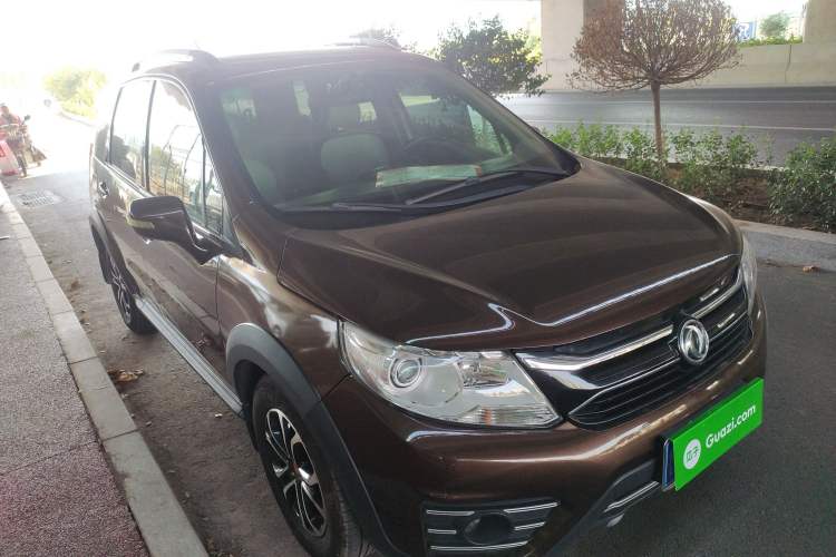 Used FORTHING Joyear XV 2016 1.6L CVT Luxury Model Front Right 45 Deg