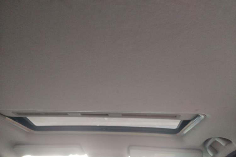Used FORTHING Joyear XV 2016 1.6L CVT Luxury Model Headliner