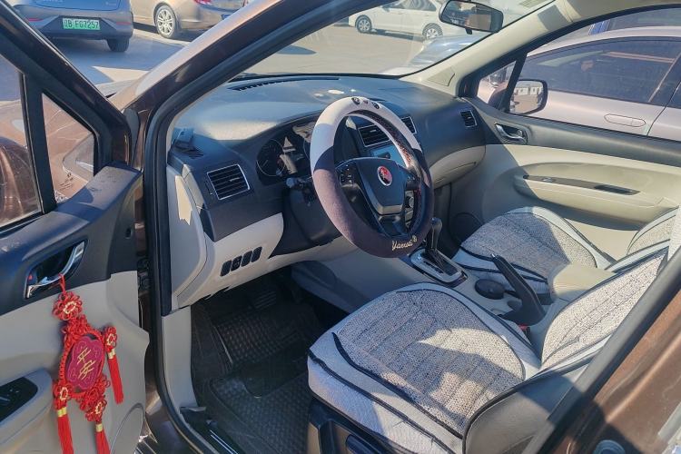 Used FORTHING Joyear XV 2016 1.6L CVT Comfort Model Interior 1