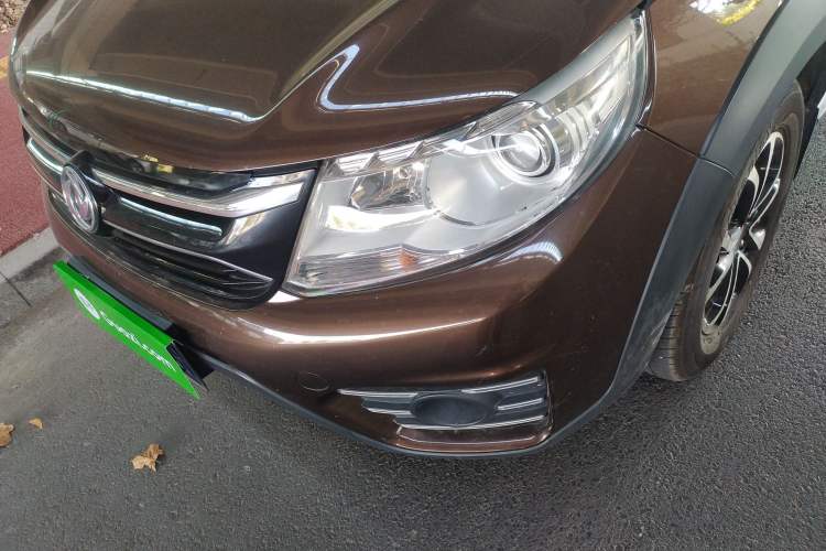 Used FORTHING Joyear XV 2016 1.6L CVT Luxury Model Left Front Headlight