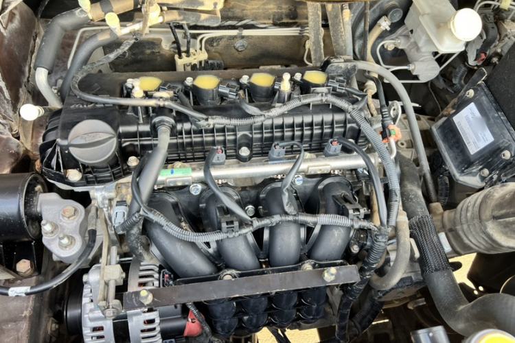 Used FORTHING Joyear XV 2016 1.6L CVT Comfort Model Engine Bay